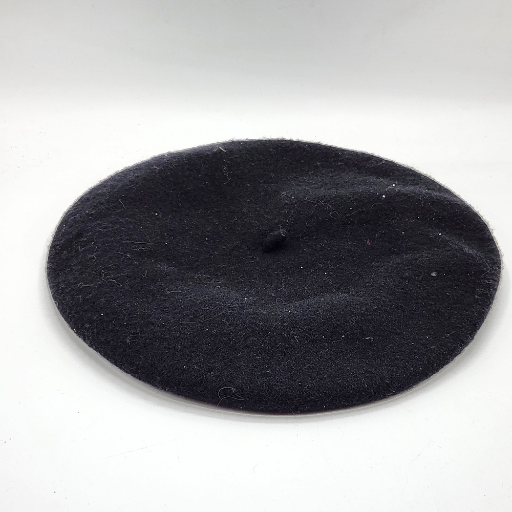 DKNY beret